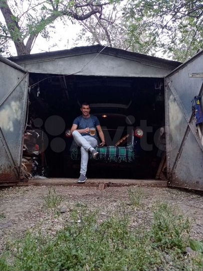 Гараж, > 30 м²