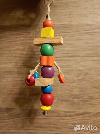 Игрушки для попугаев