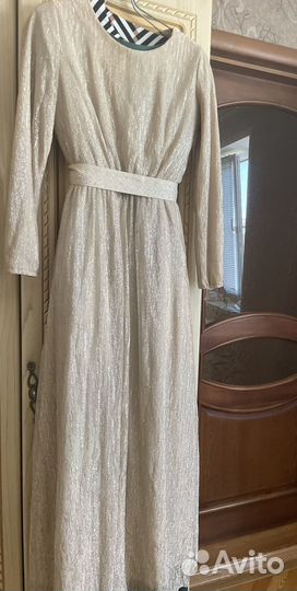 Вечернее платье в пол