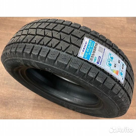 Sailun Ice Blazer Arctic SUV 235/65 R18