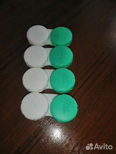 Контейнер для линз