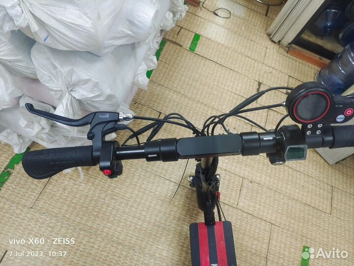 Продам самокат