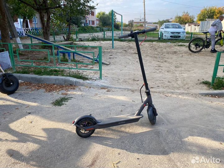 Электросамокат aceline