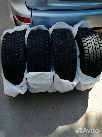 Dunlop SP Winter Ice 01 225/55 R18 98