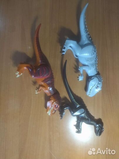 Лего динозавры Jurassic World