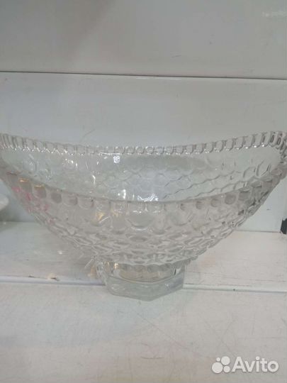 Хрустальная ваза