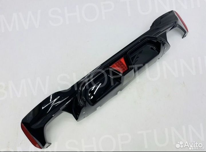 Диффузор BMW G30 со стопом