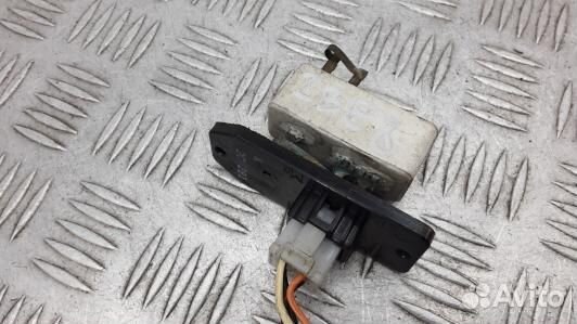 Сопротивление печки mitsubishi space star (2BE08KL