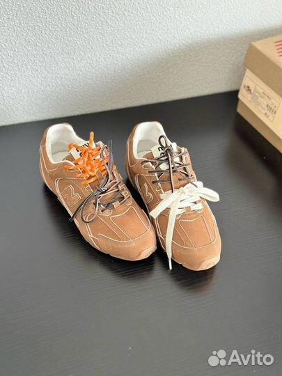 Кроссовки new balance / miu miu