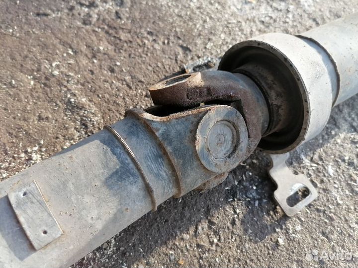 Карданный вал задний Land Rover Range Rover Vogue