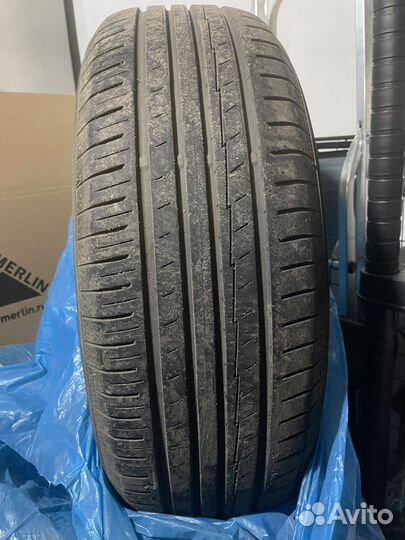 Yokohama BluEarth AE50 215/65 R17