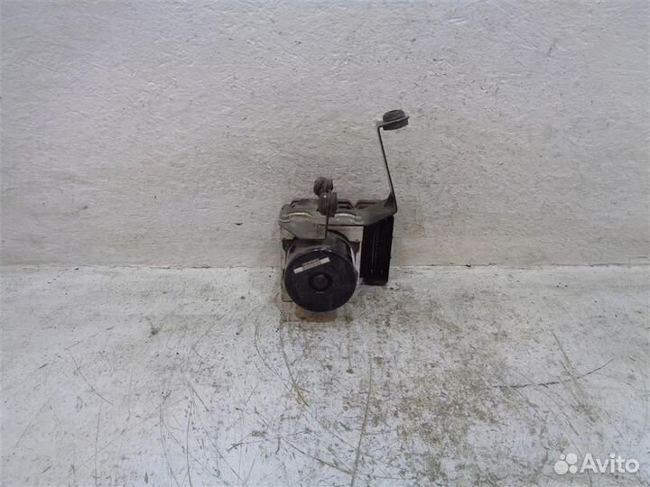 Блок ABS (насос) Ford Focus III 2011