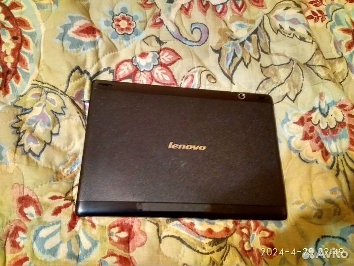 Планшет Lenovo