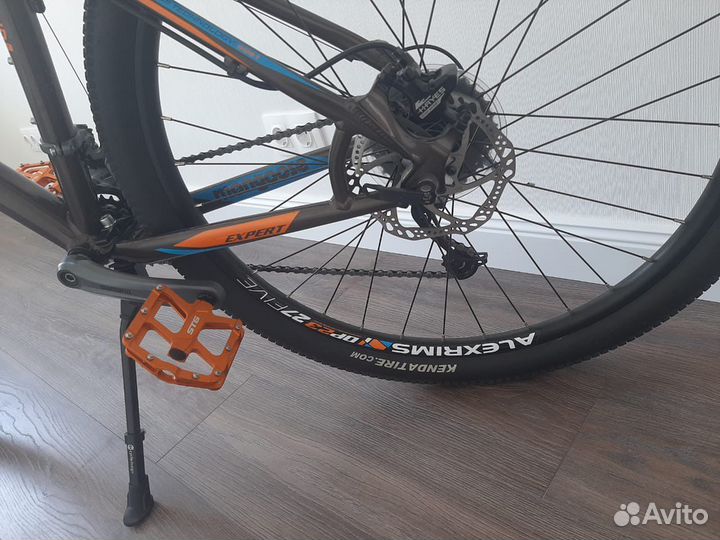 Mongoose tyax expert 27,5 рама М