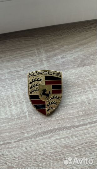 Эмблема porsche Оригинал