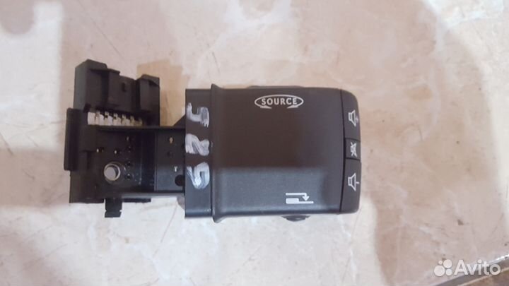 Управления магнитолой Renault megane II 2002-2009