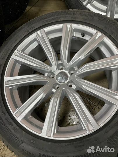 Оригинальные диски Audi Q7 Q8 R20