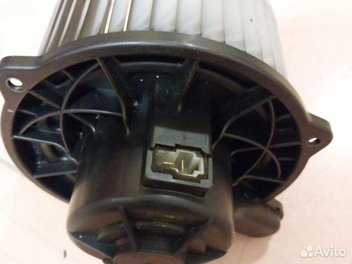 Вентилятор печки Хенде Элантра 2006 г.в