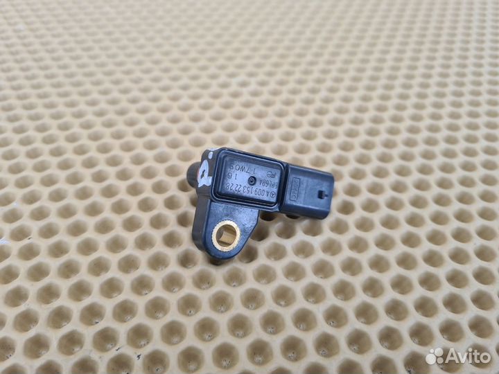 Датчик давления воздуха Infiniti Q50 V37