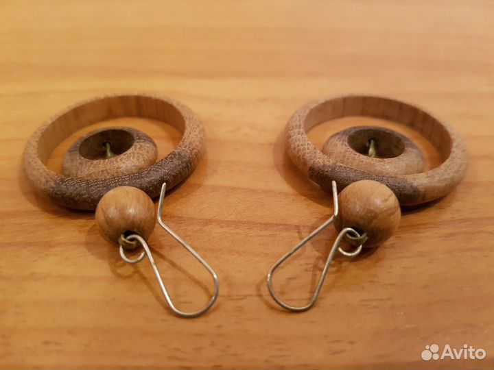 Бусы деревянные с серьгами