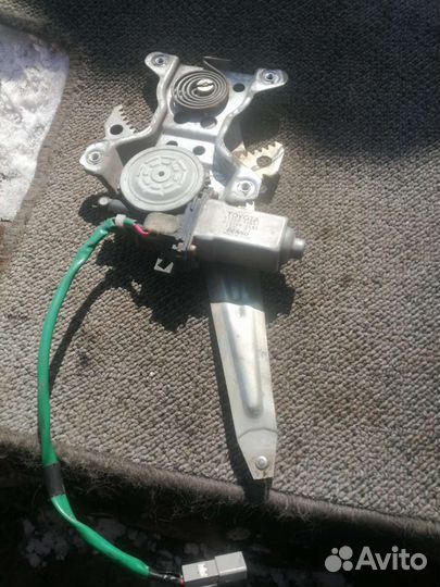 Стеклоподъемник