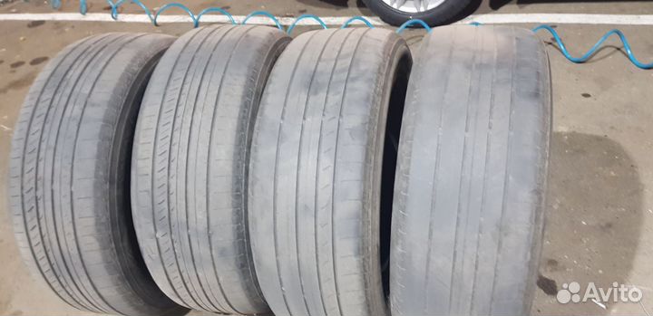 Yokohama Radial S301 215/55 R17