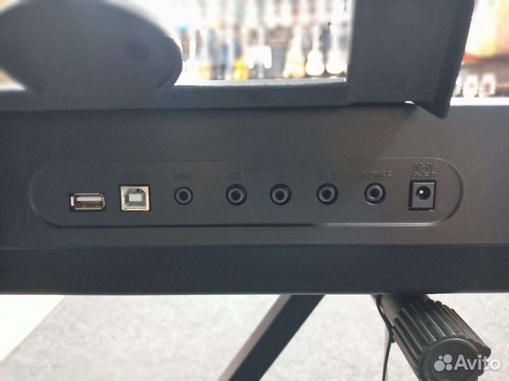 Синтезатор новый