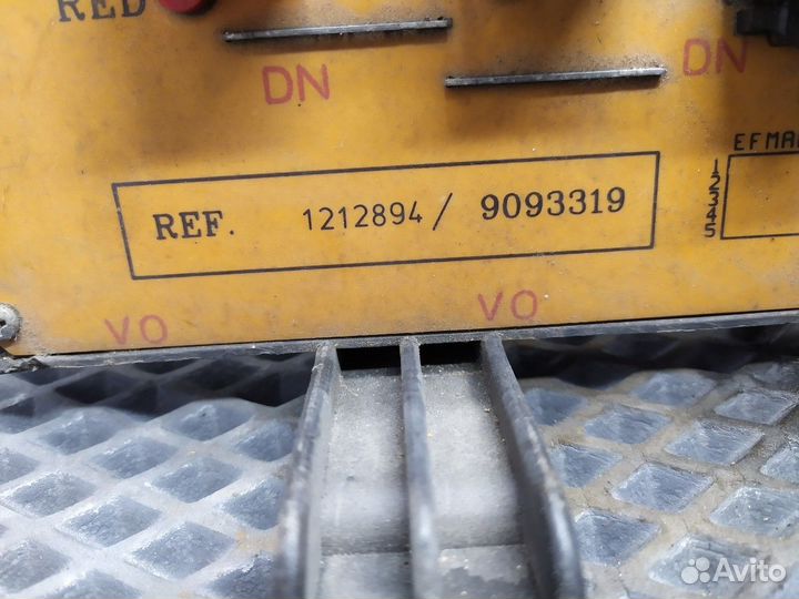 1212894 Блок предохранителей Daf 95