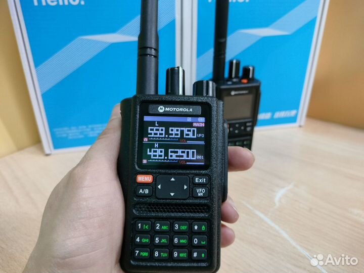 Комплект раций Motorola GP-UV650