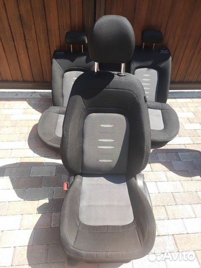 Комплект сидений Киа Cee'd Jd универсал II G4FG