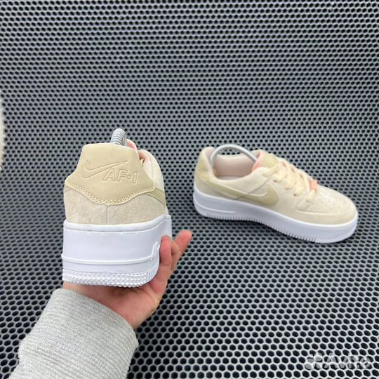 Кроссовки Nike Air Force 1 Sage Low Particle Beige