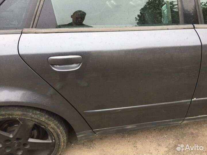 Задняя правая дверь Audi a4 b6