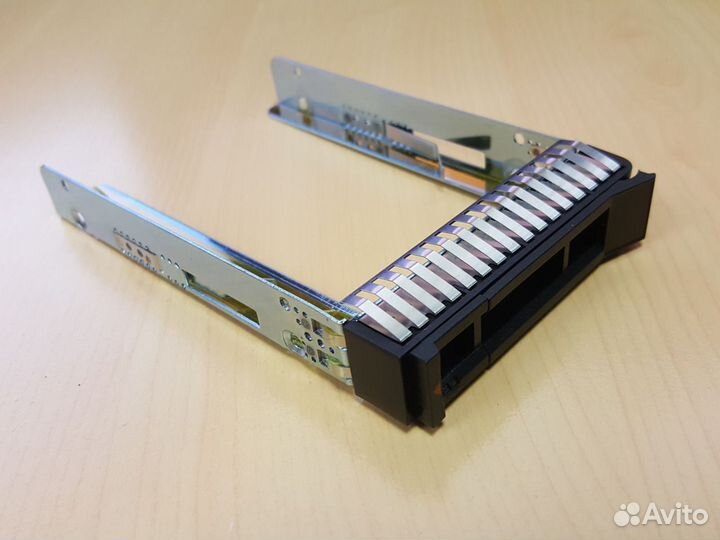 00E7600 Салазки IBM/Lenovo 2.5