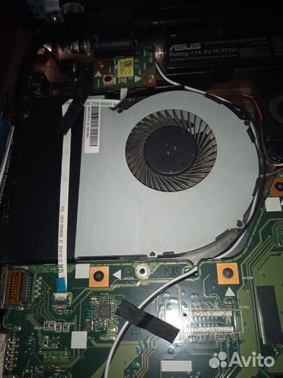 Ноутбук asus на запчасти