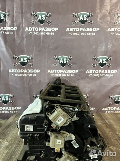 Отопитель салонный Kia quoris 3.8