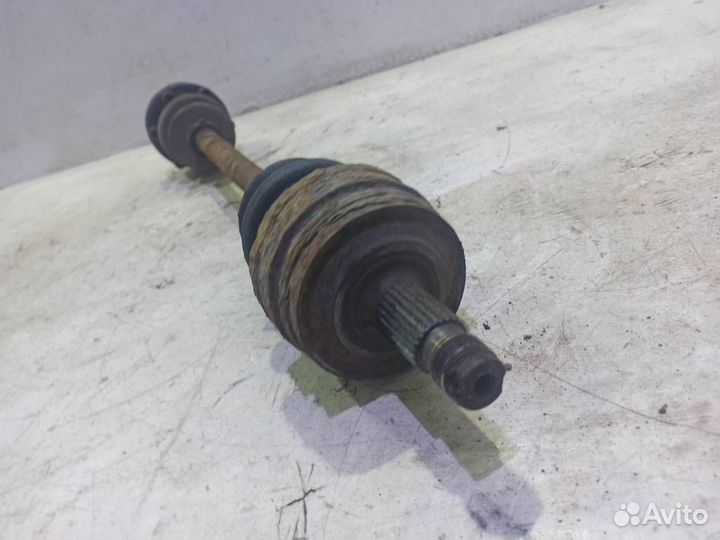 Привод задний Мерседес W124 E