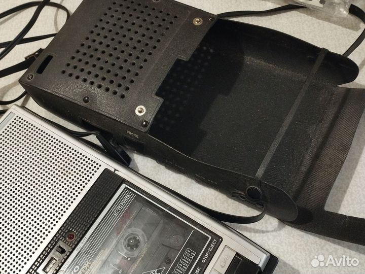 Магнитофон Sanyo Slim 112