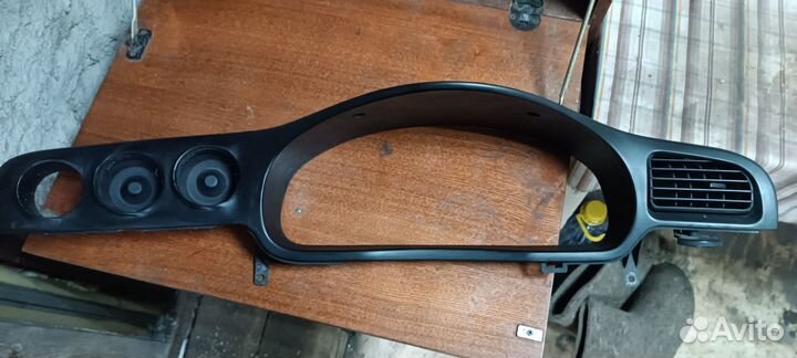 Консоль панели приборов Субару legacy