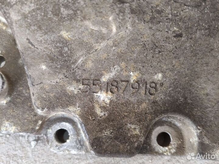 Кронштейн тнвд opel zafira B 1.9cdti 55187918