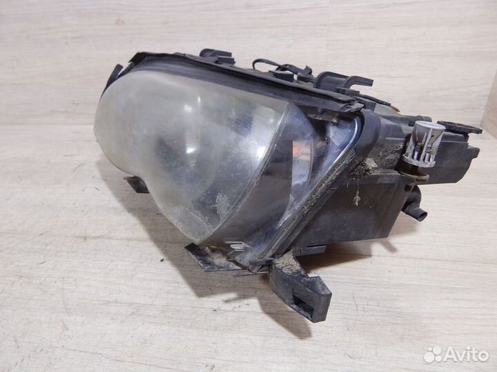 Фара левая BMW E46 рестайлинг
