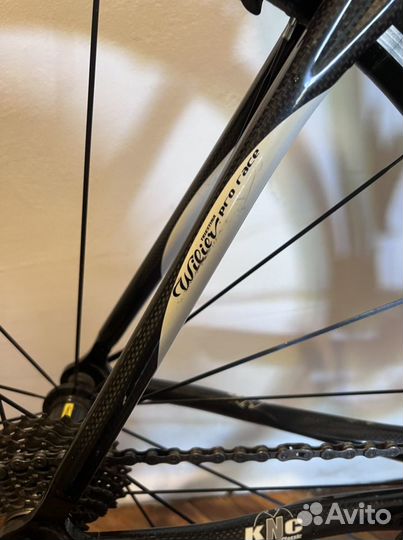 Карбоновый шоссейный велосипед Wilier izoard