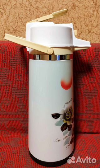 Термос с помпой китайский времен СССР 2 литра