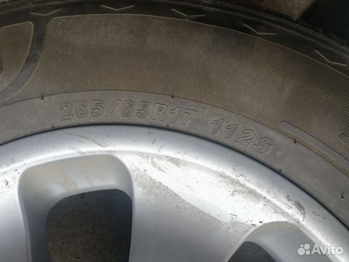 Jinyu YS71 265/65 R17