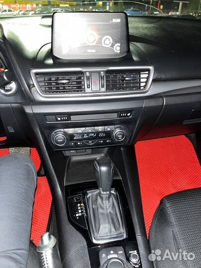 Mazda 3 1.6 AT, 2017, 122 000 км
