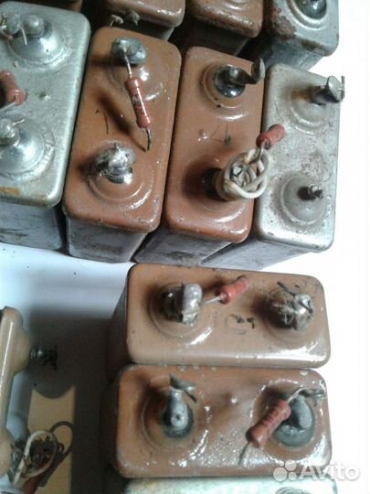 Конденсатор мбгч-1,500в, 83г, исправны