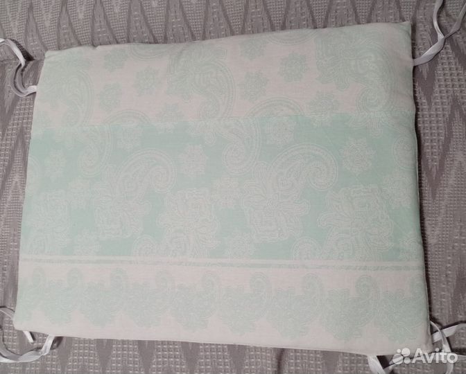 Бортики в кроватку новые+балдахин