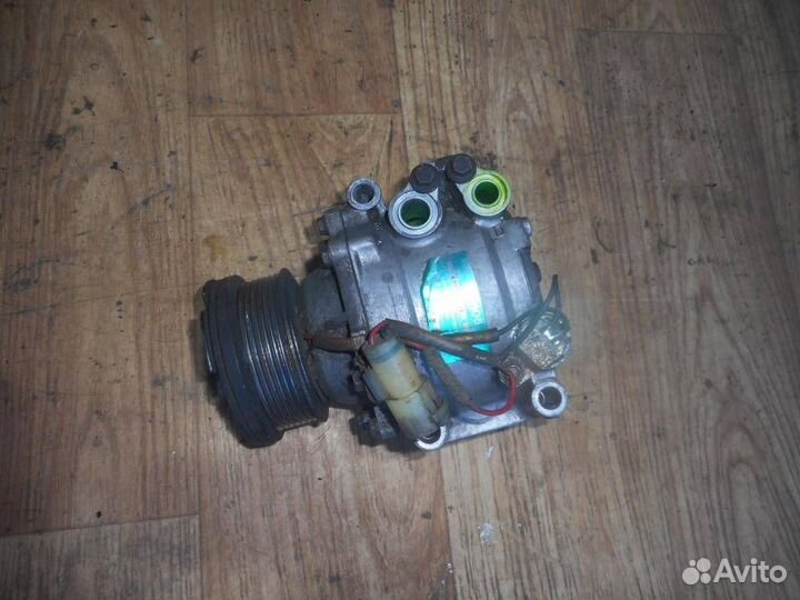 Компрессор системы кондиционирования Land Rover R