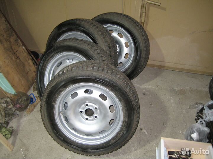 Dunlop SP Winter Ice 01 185/65 R15 88T