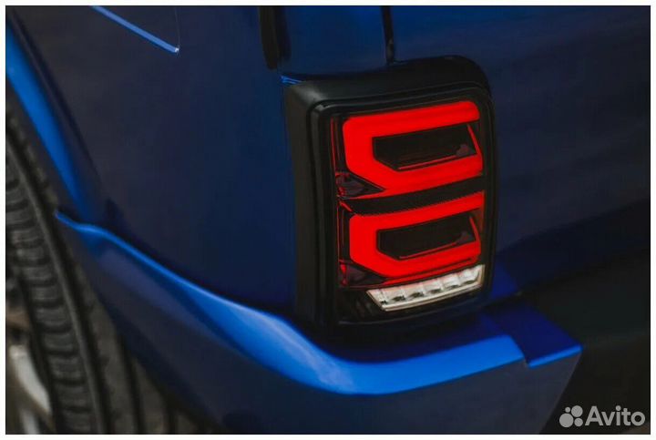 Фонари задние на Лада Ниву LED в стиле Рендж Ровер