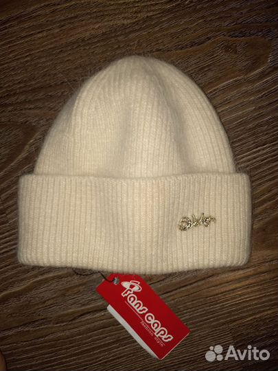 Шапка из ангоры новая